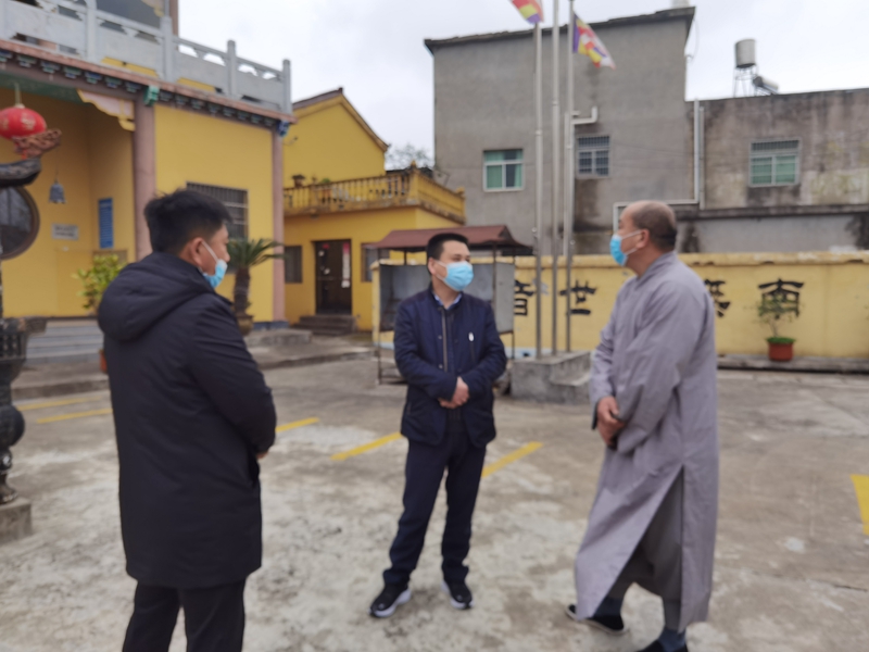 3.20余红松督查宗教活动场所疫情防控及安全工作.jpg