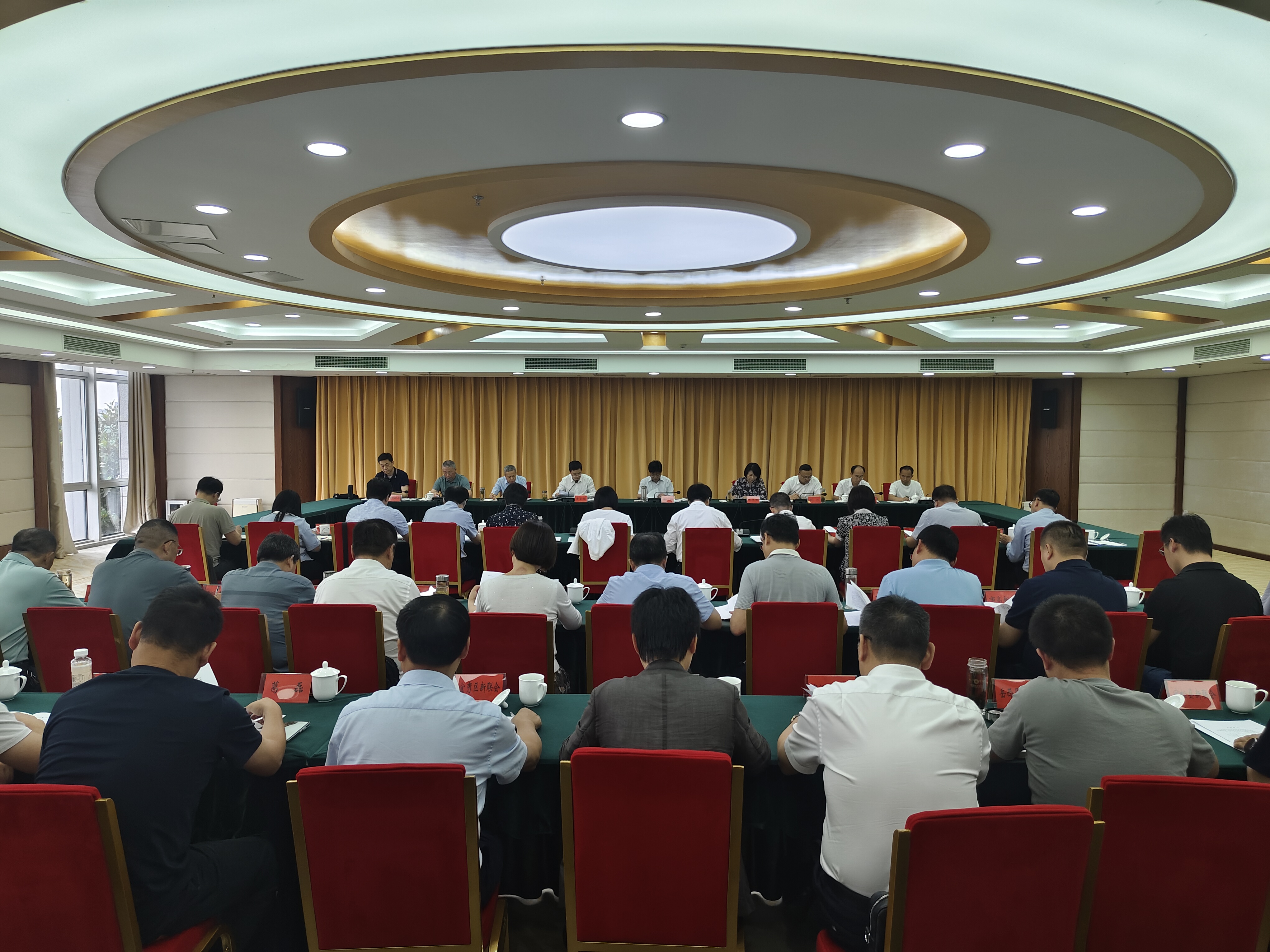 市新的社会阶层人士统战工作联席会议召开